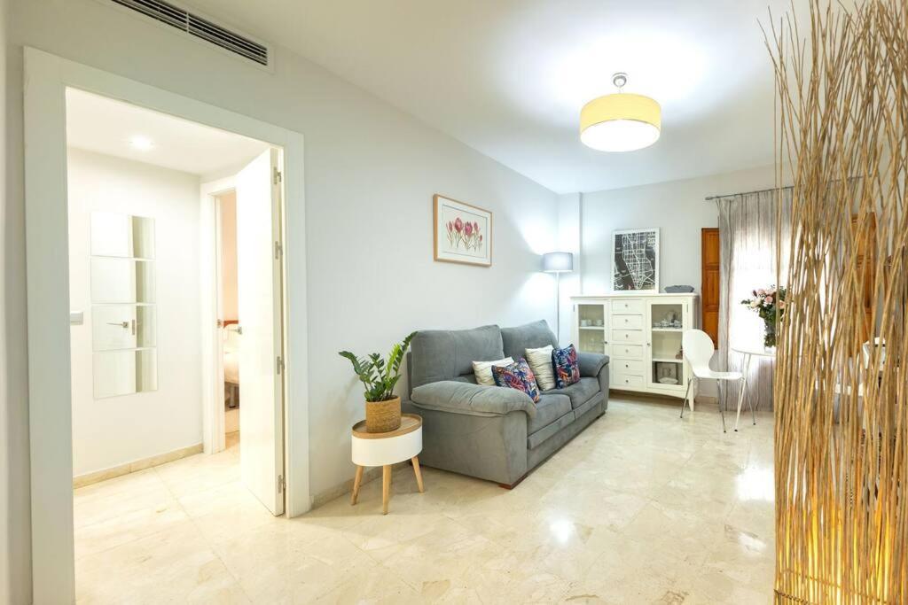 Pajaritos Center Suite By Valcambre Севилья Экстерьер фото